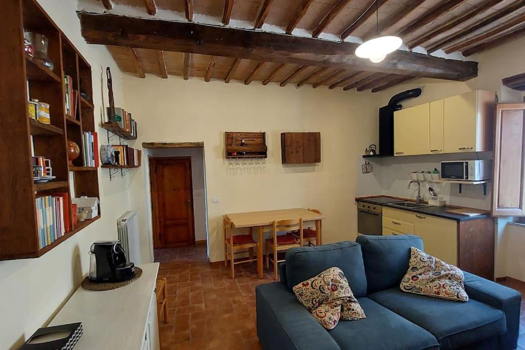 Piccolo Appartamento Monticiano Exterior photo